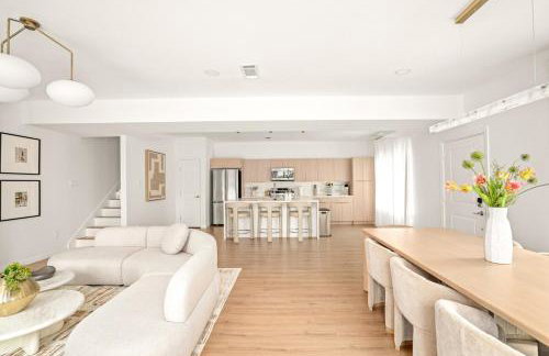 Resort-Style 3BR Ensuites, Slps7, Pool&, Gated, BBQ - Photo 30