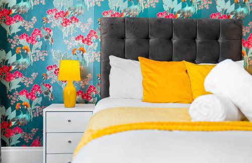 Modern 6-Bedroom Home - Sleeps 12 - Parking - Garden 568P - Foto 65