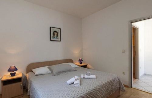 Apartments More - Photo 9