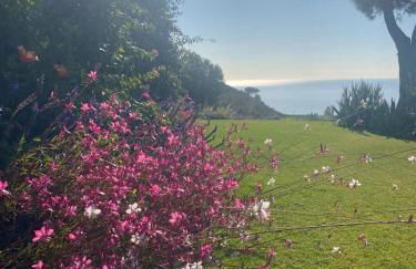 Villa with private pool, amazing sea panorama and private garden - Foto 18