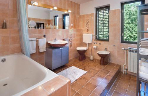 Apartment Doris with Private Pool and large Garden - Photo 21