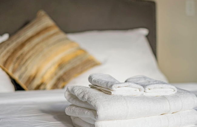 Newly Remodeled Suburban House - Foto 14