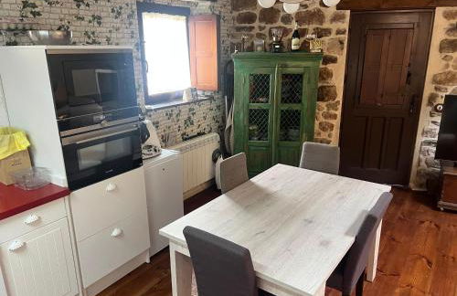 Casa Elvira en Salinas de Pisuerga - Foto 5