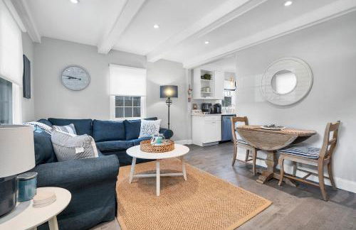 Adorable Beach Cottage - Private Beach Association - Foto 1