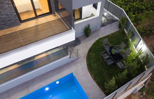 Nisos Villa, Pool & Heated SpaWhirlpool, Walking to Beach, By ThinkVilla - Photo 10