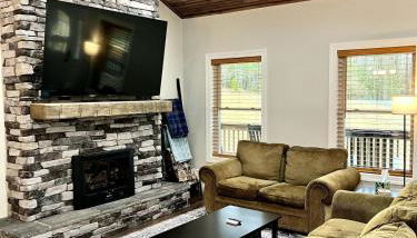 Adventure Cabin with Private Pond Near New River Gorge, Gauley & Summersville Lake - Foto 2