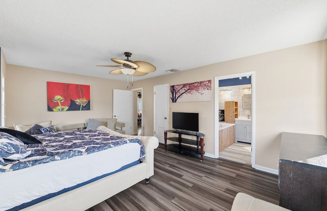 The Lake Home - Beautiful Oasis In The Heart Of Florida! 2 Bedroom Home by RedAwning - Photo 5