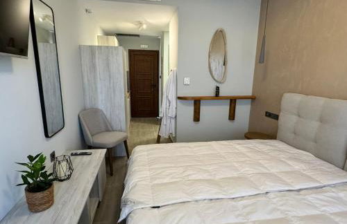 Viento Boutique - Photo 50