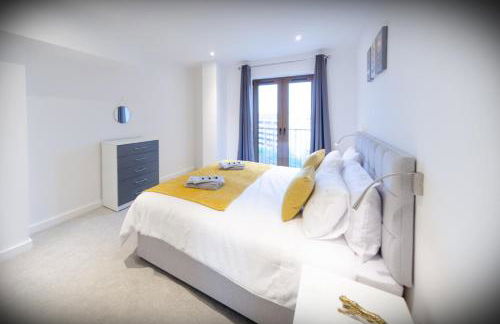 Cosy 1 Bed Apartment in Centre of St Albans - FREE Parking - 5 min walk to St Albans city centre & Railway station - Big Savings on Longer Stays!! - Photo 20