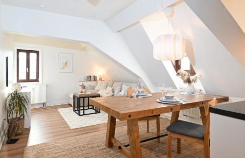 STORCHENNEST - Scandi Style - in der historischen Hinterburg Schlitz - mit Aufzug, Parkplatz & Garten - nahe Fulda und Bad Hersfeld - Foto 1