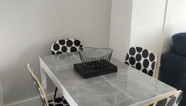 Rhodri Apartment with Sea Views and Sun Terrace - Foto 2