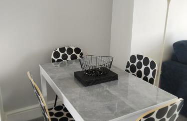 Rhodri Apartment with Sea Views and Sun Terrace - Foto 2