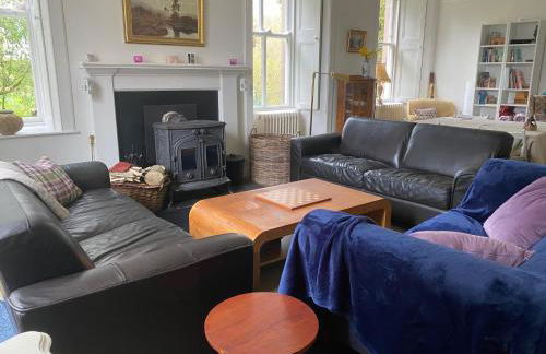 Beautiful Listed Mansion with incredible woodland views - Photo 47