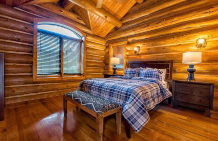 Azalea Retreat by Avantstay Sleeps 34 & Pool - Foto 60