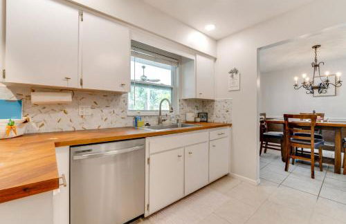 Private Outdoor Oasis with Pool Home in Longwood! - Foto 8