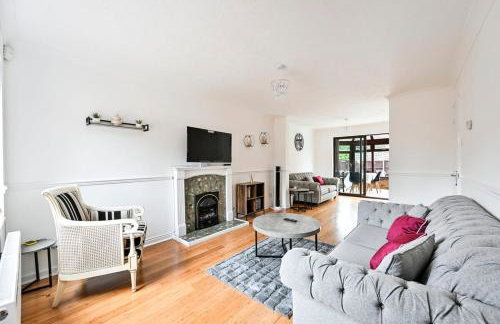 Quiet & Modern Contemporary Home for Work & Family - Foto 14