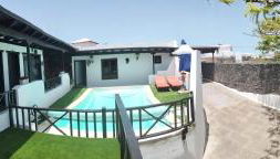 Aptos con piscina El Flamboyán 1 - Photo 4