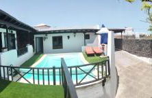 Aptos con piscina El Flamboyán 1 - Photo 4