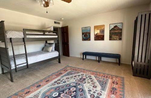 Paradise in Scottsdale with Pool Oasis & Game Room - Foto 31