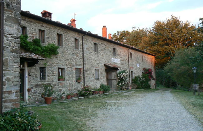 Agriturismo La Casina della Burraia - Photo 1