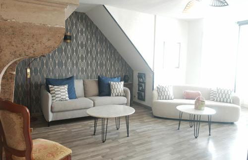 chez Émile côté face maison entière, 3 chambres, 2 salles de bains,jardin et terrasse - Foto 4