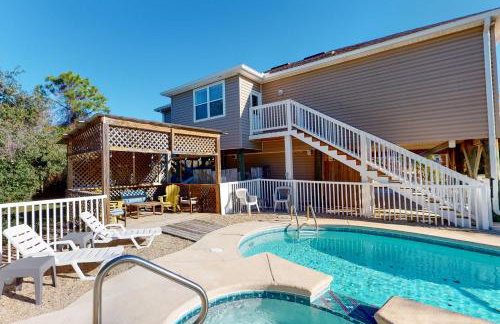 Dog & wedding-friendly home with private pool bikes & beach gear - Foto 40