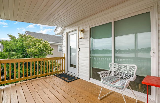 The Graceful Pelican Lakeview w Kayaks and Trail - Foto 9