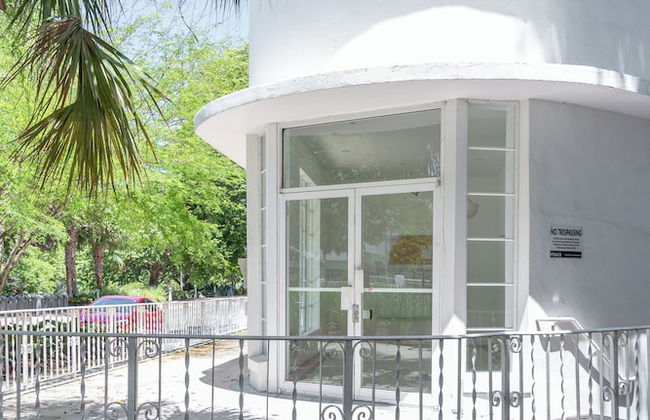 Boutique Apartments Convention Center - Photo 53