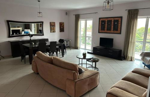 Among the pines - Foto 1