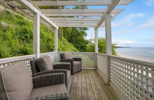 Sunset Shores Sanctuary by Juniper Holiday + Home - Photo 54