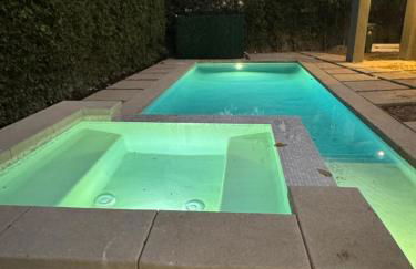 The Arts House - Private and Gated Home in Silver Lake with Pool & Views - Photo 38