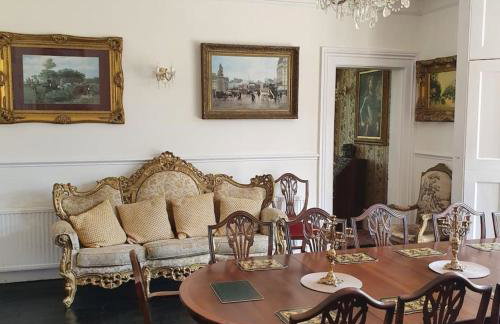 Historic Manor House - Sleeps 16 - Pool & Hot Tub - Foto 3