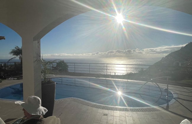 Luxury Villa With Private Heated Pool, Garden and Views of the sea and Mountains - Foto 57