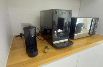 T2 de 56m2 - Genève à 5 min- Parking Privé Gratuit - Photo 6