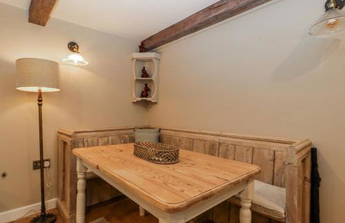 Walnut Cottage - Photo 8