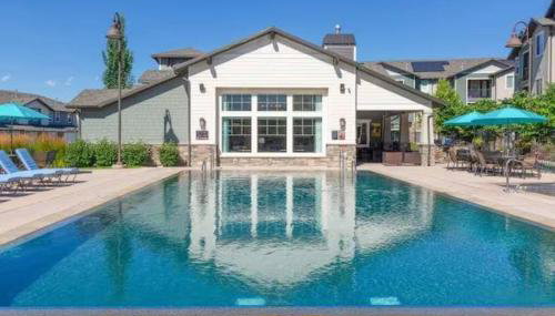 Spacious 2-Story, Pet&Fam Friendly, WFH, Gym&Pool - Foto 3