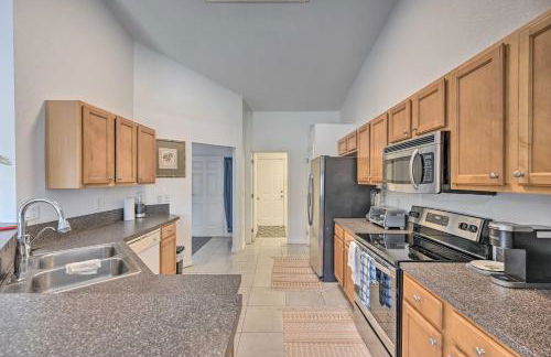 Ranch-Style Lehigh Acres House with Big Backyard! - Foto 10