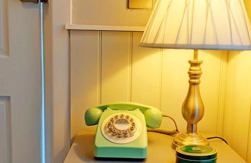 Sparrow Cottage - Westbourne - Photo 26