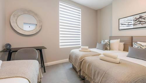 Earthy Elegance Stylish 4BR for Urban Escapes - Foto 4