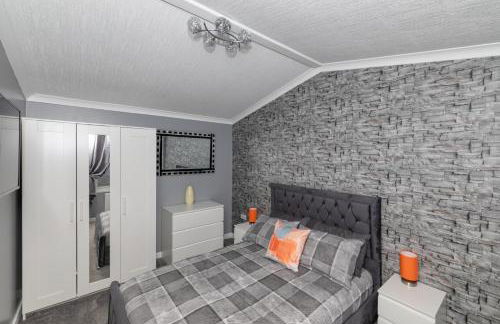 York Family Luxury Cabin with hot tub - Photo 31