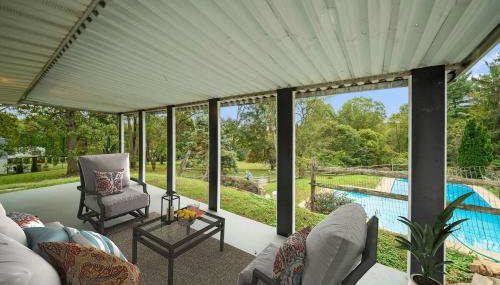 Comfort, Fun, & Charming - 5BR Oasis with Pool - Foto 3