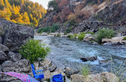 Meadow Vista Mountain Escape with River Views! - Foto 43