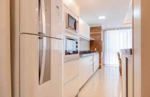 Apartamento com piscina e vista para montanha - Foto 18
