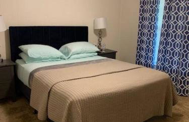 Suite 6, Sleep 3, Walk to Attractions in Uptown - Foto 2