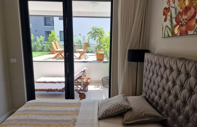 Luxury Modern apt w Garden, 3 min Walk to Beach - Foto 6