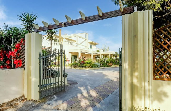 Beautiful Holiday Home With Private Pool - Foto 2