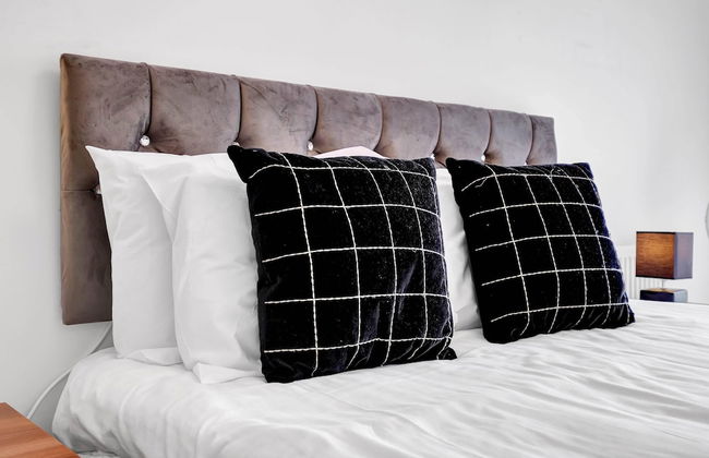 3 Bedroom and 2 Bath House with Balcony - Foto 6