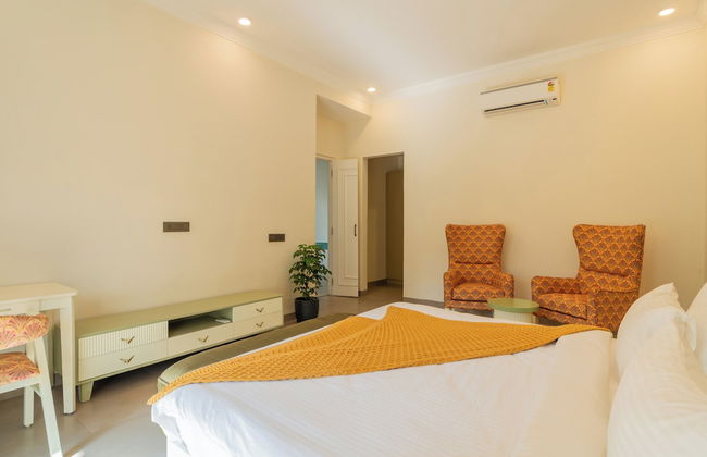 ELIVAAS Laguna Camellia | Luxe 4 BHK Villa Near Popular Beaches with Private Pool - Photo 37