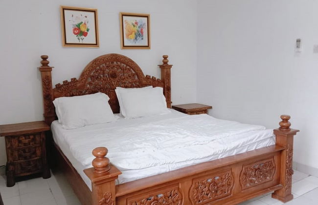 Villa Kota Bunga Allamanda - Foto 10