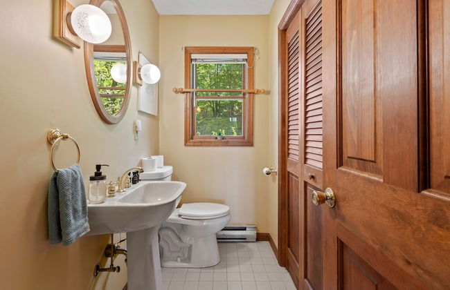 Marina Village by Avantstay Walk to Lake Marina Balcony Patio - Photo 28